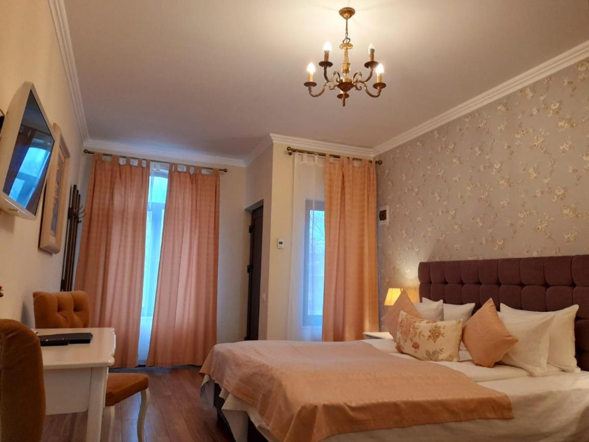 Villa Boutique Alina Дева Экстерьер фото